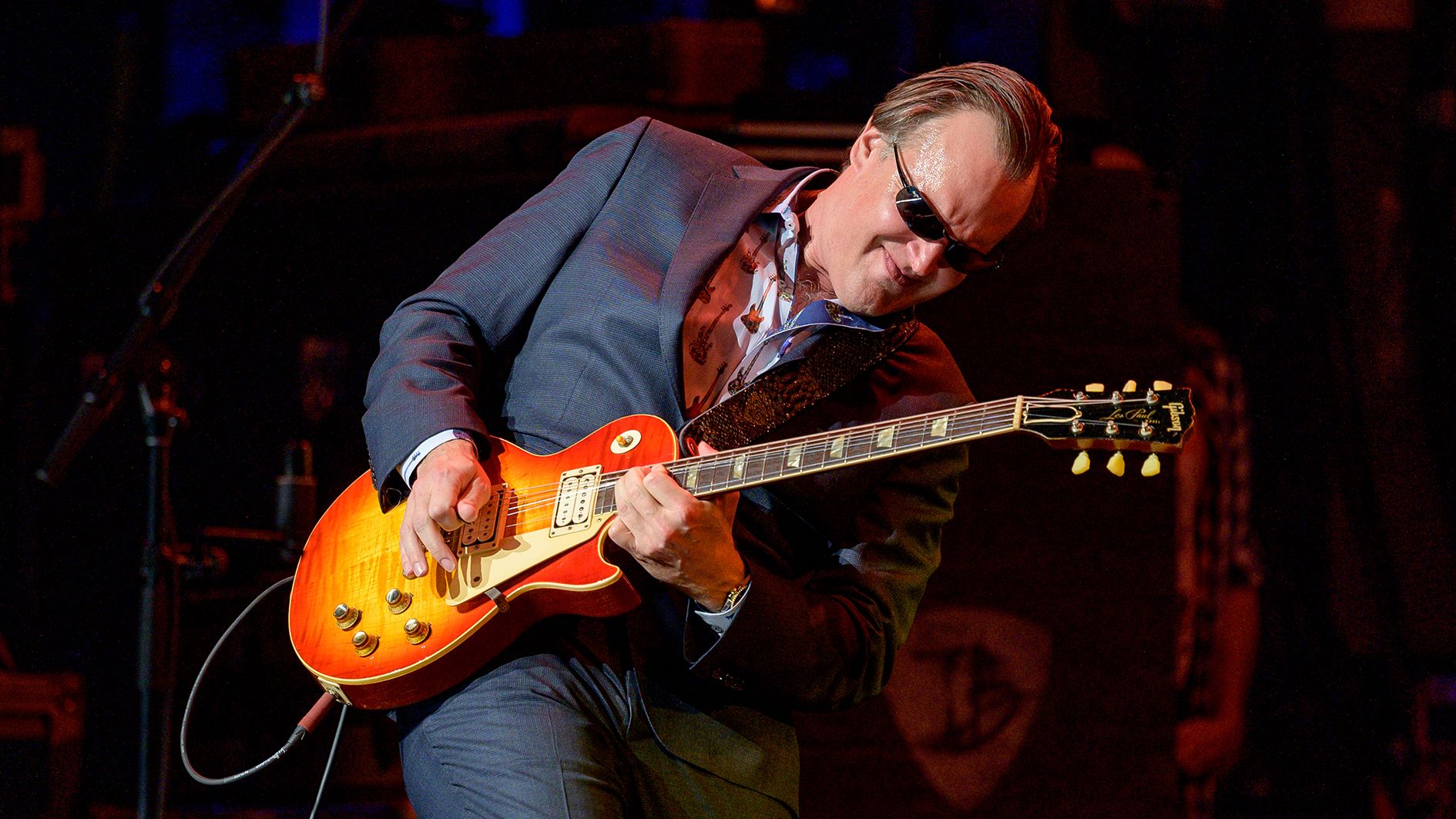 Joe Bonamassa explains why he uses 7 amps live: “What's the point of ...