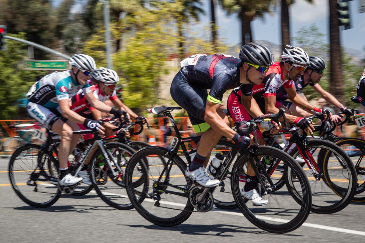 Rob Carpenter (Hincapie) decides its time to move to the front.