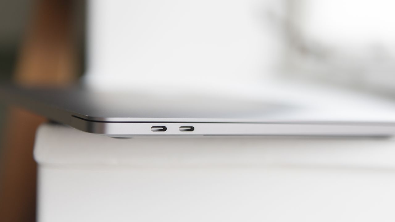 Close up of the ports on the left-hand side of the Apple MacBook Pro 13in (2018)