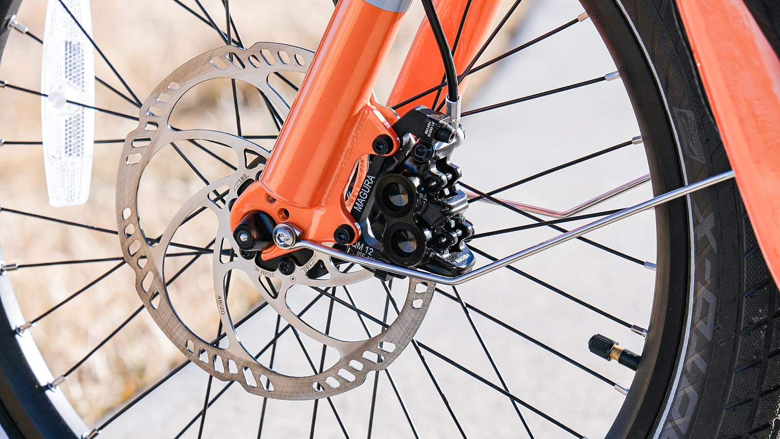 Yuba Supercargo CL front wheel