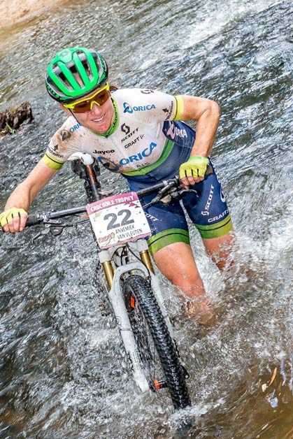 Annemiek van Vleuten makes her way through a river
