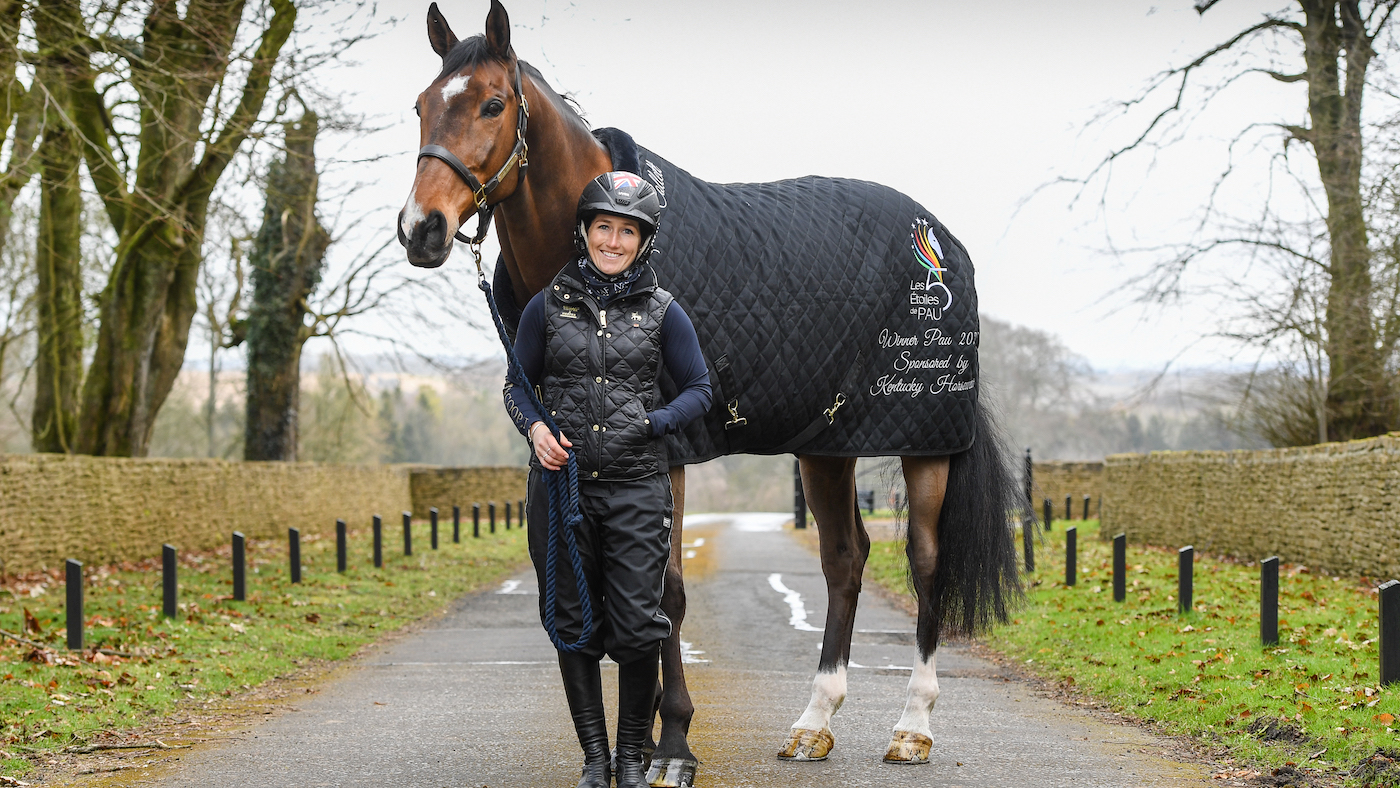 Laura Collett and London 52
