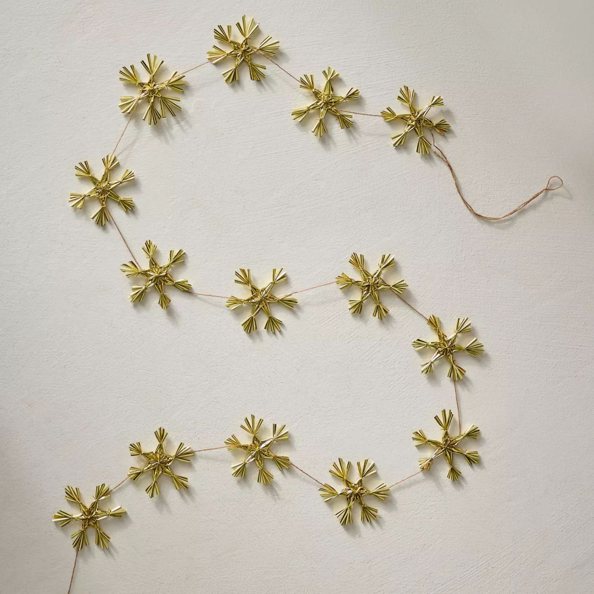Gold snowflake garland