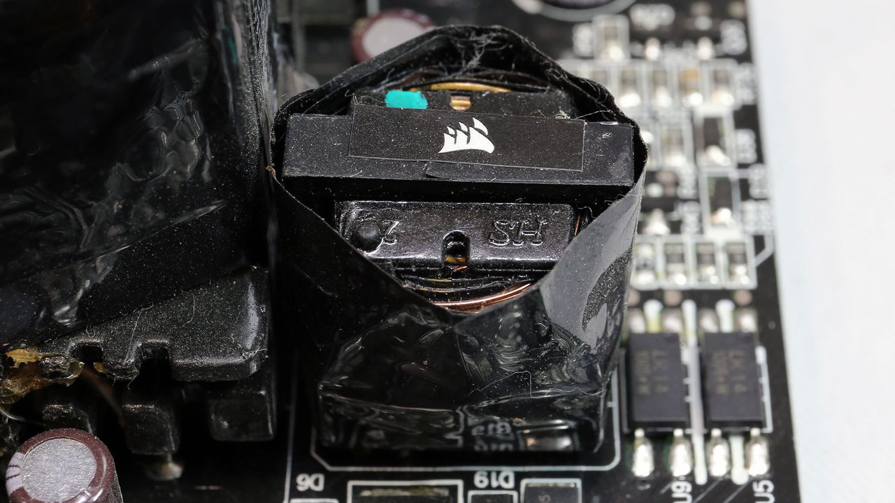 Corsair RM1000x (2021)