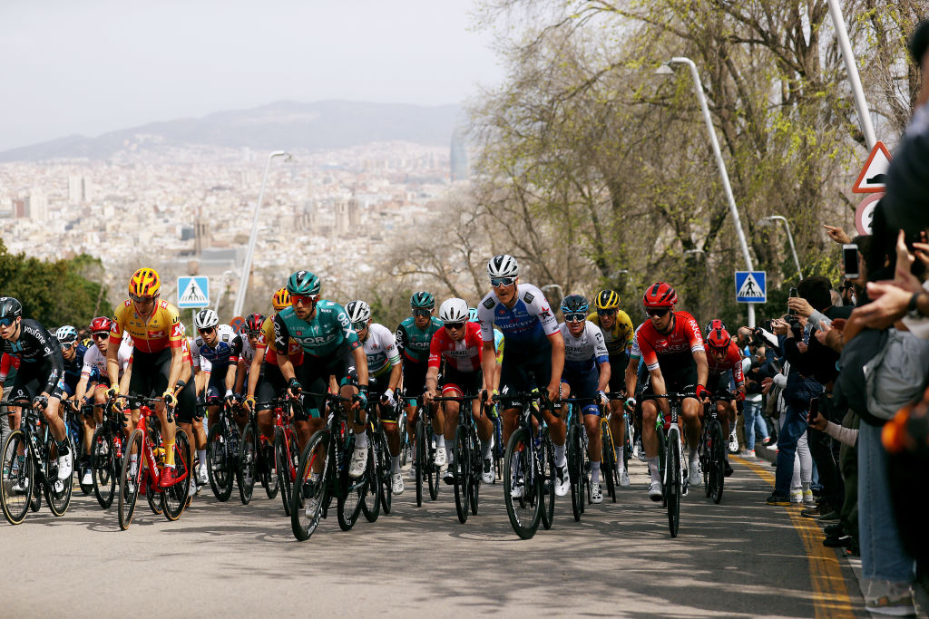BARCELONA SPAIN MARCH 27 LR Ben Zwiehoff of Germany and Team Bora Hansgrohe Louis Vervaeke of Belgium and Team QuickStep Alpha Vinyl and the peloton climbing the Alt del Castell de Montjuc during the 101st Volta Ciclista a Catalunya 2022 Stage 7 a 1387km stage from Barcelona to Barcelona VoltaCatalunya101 WorldTour on March 27 2022 in Barcelona Spain Photo by Gonzalo Arroyo MorenoGetty Images