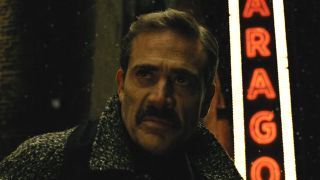 Jeffrey Dean Morgan's Thomas Wayne outside movie theater in Batman v Superman: Dawn of Justice