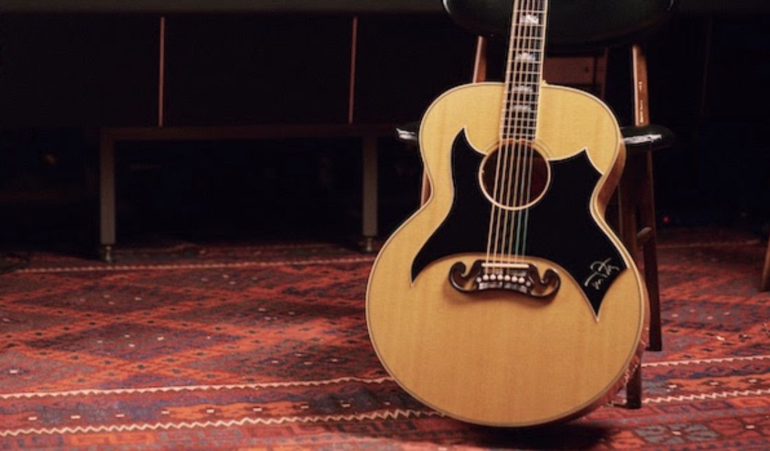 Gibson&#039;s new Tom Petty SJ-200 Wildflower