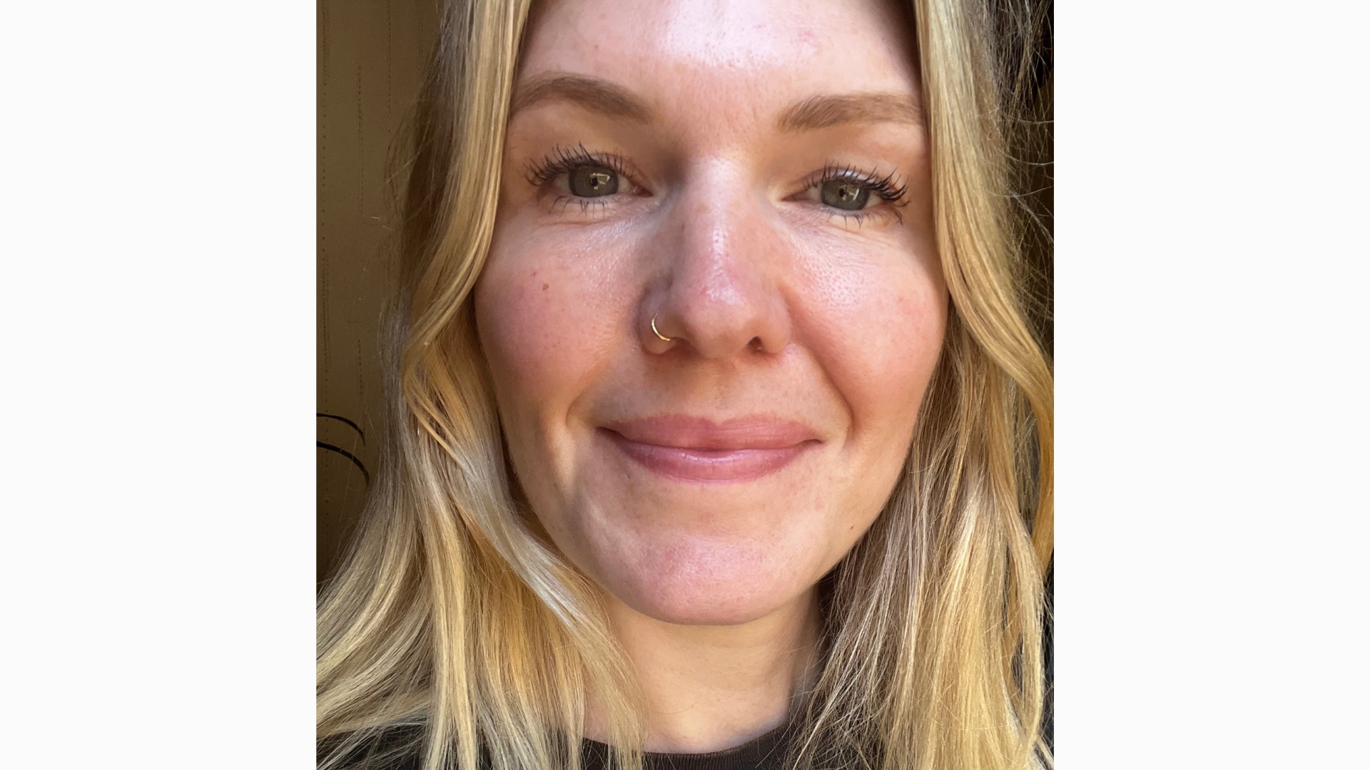 Fiona McKim wearing the Merit Beauty Clean Volume Mascara