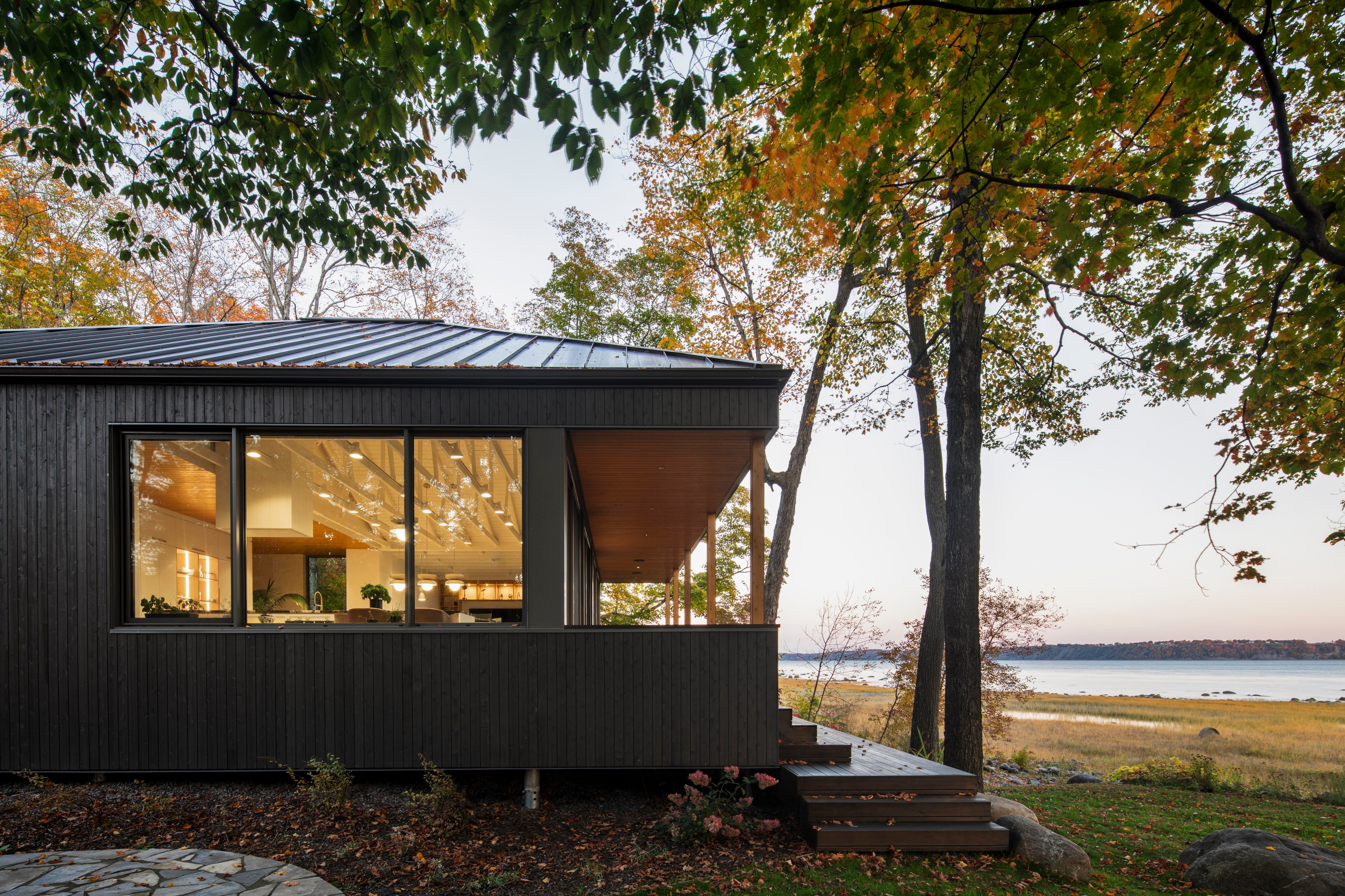 R&eacute;sidence l'&Eacute;chouage by Bourgeois / Lechasseur architects, a canadian house