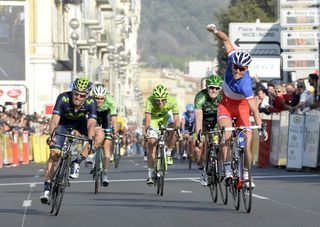 Artur Vichot wins stage eight of the 2014 Paris-Nice