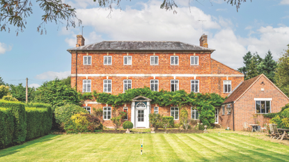 Courtiers, Clifton Hampden.