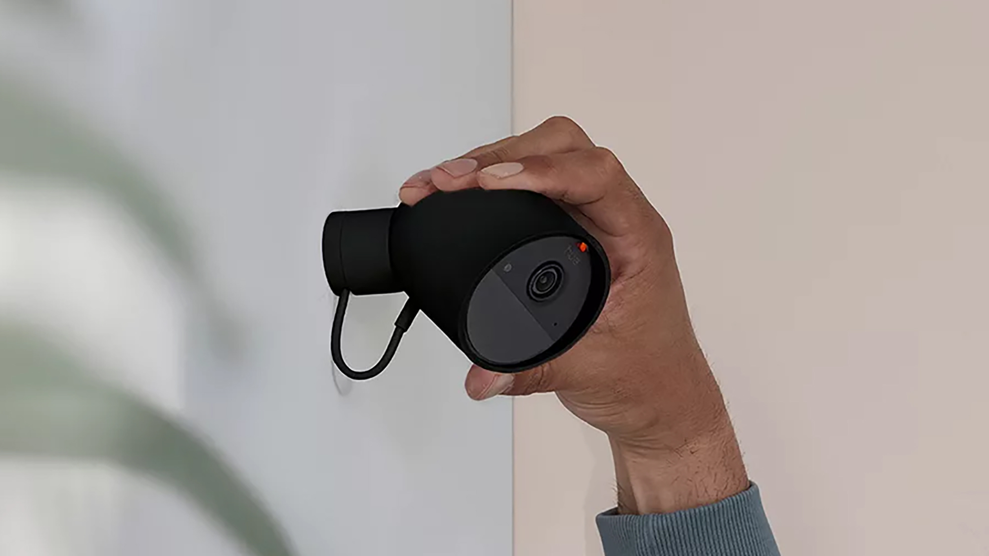 Philips Hue Secure 2K Wired