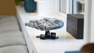 Lego Star Wars Millennium Falcon A New Hope 25th Anniversary set