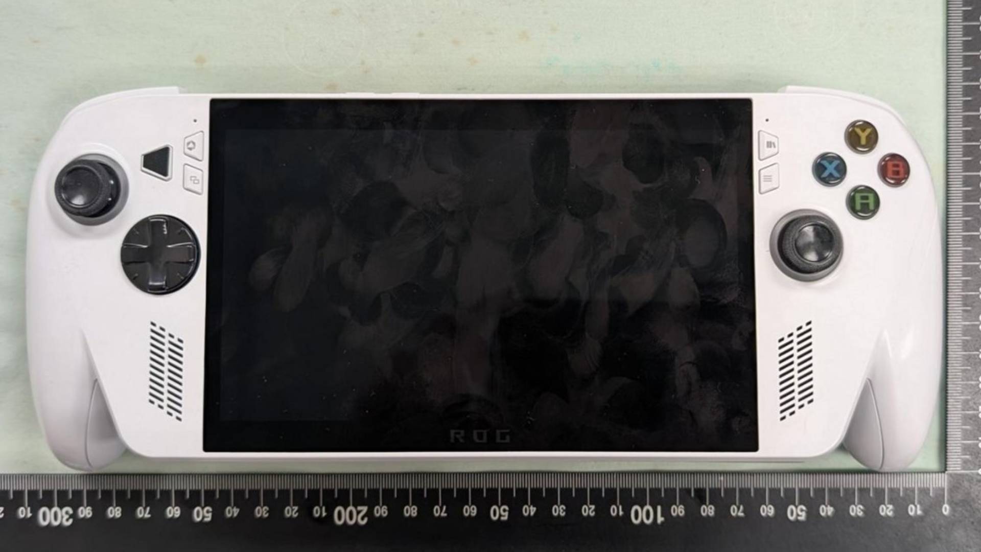 The Xbox handheld just leaked, and it looks more like the PlayStation Portal than I was expecting