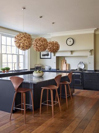 Ways to use wood in a kitchen