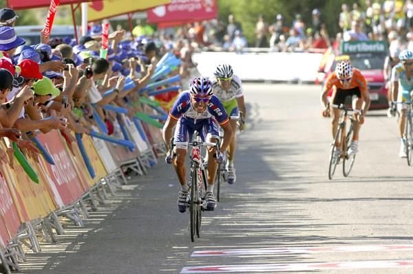 Joaquin Rodriguez (Katusha) powers to the line for fifth place.