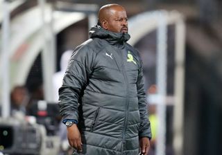 Mamelodi Sundowns coach Manqoba Mngqithi 