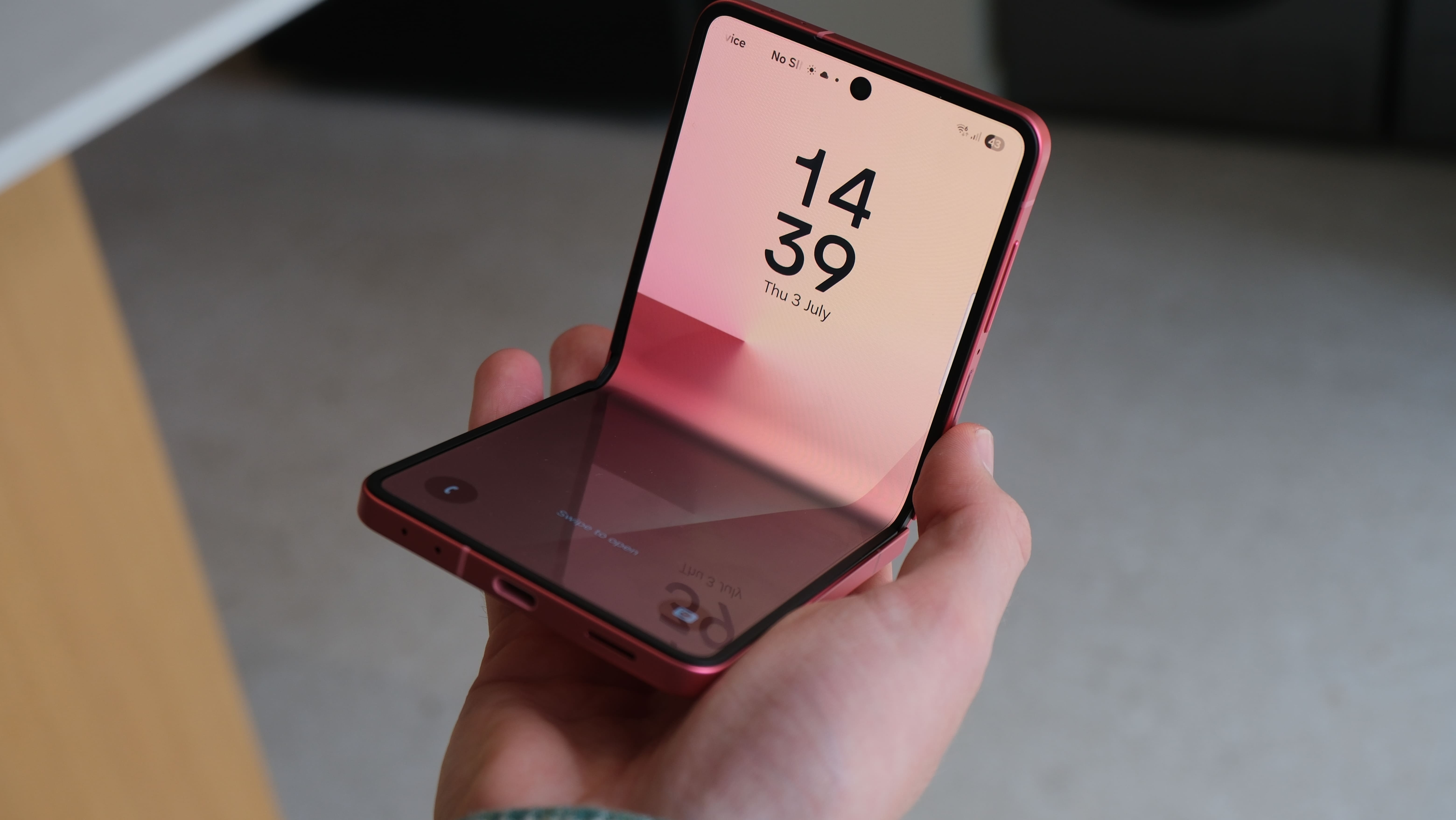 Samsung Galaxy Z Flip 7 hands-on images