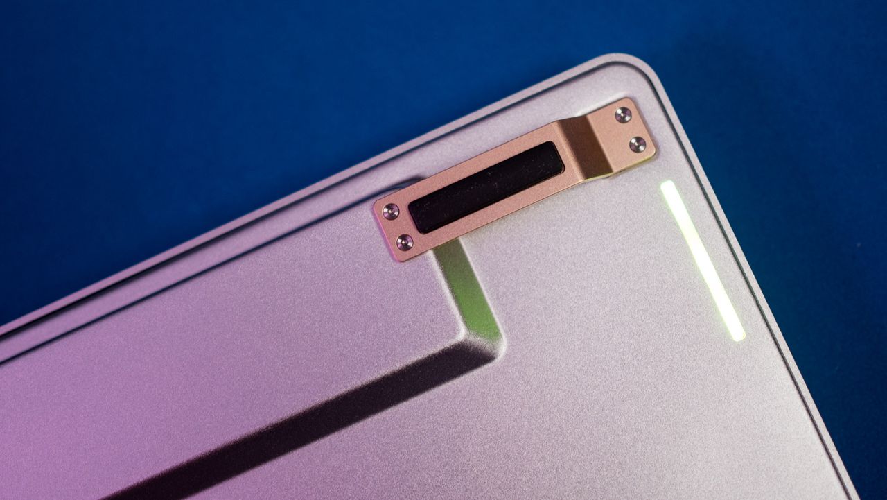 Back view of Lofree Flow keyboard with metal feet highlighted