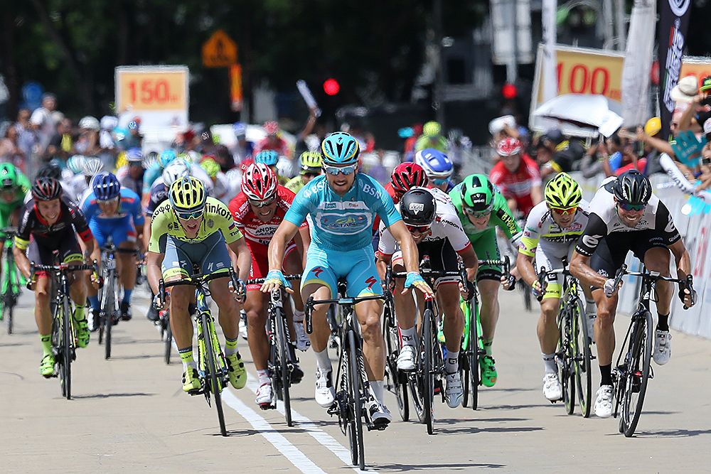 Andrea Guardini (Astana) wins stage 5, his second win of the stage race