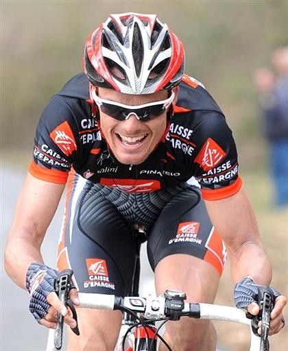 Luis Le&oacute;n S&aacute;nchez (Caisse d'Epargne) flew to the finish putting enough time into his competitors to take the overall lead.
