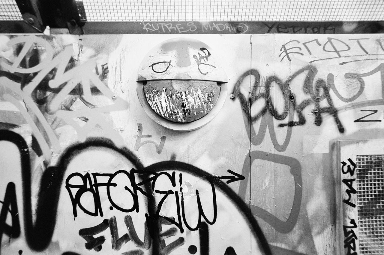 Sample photograph taken with Fujifilm QuickSnap Black and White