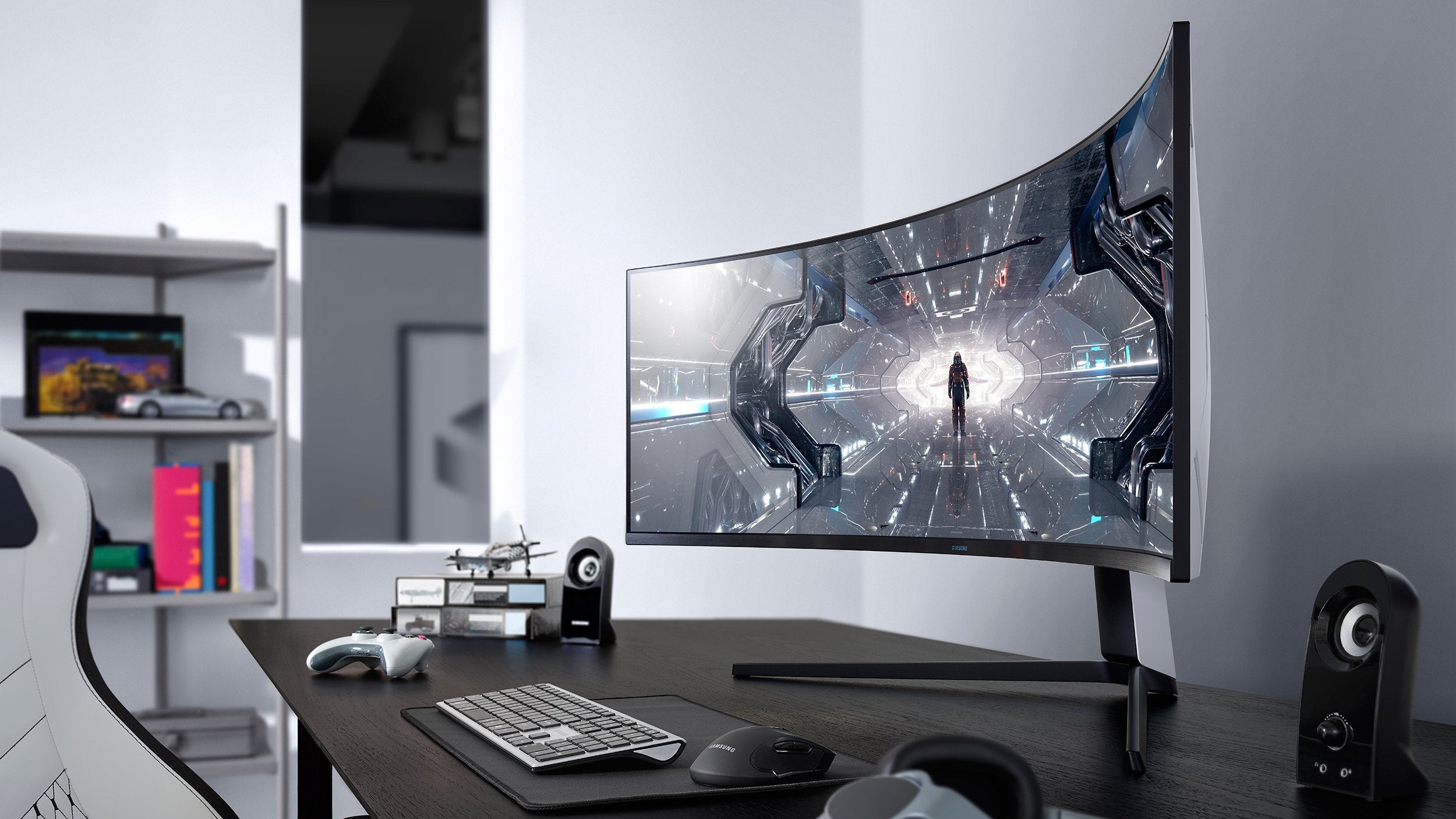 Are Curved Monitors Good for Video Editing  