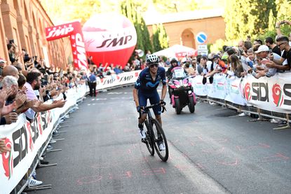 Enric Mas charges uphill in Giro dell'Emilia 2022