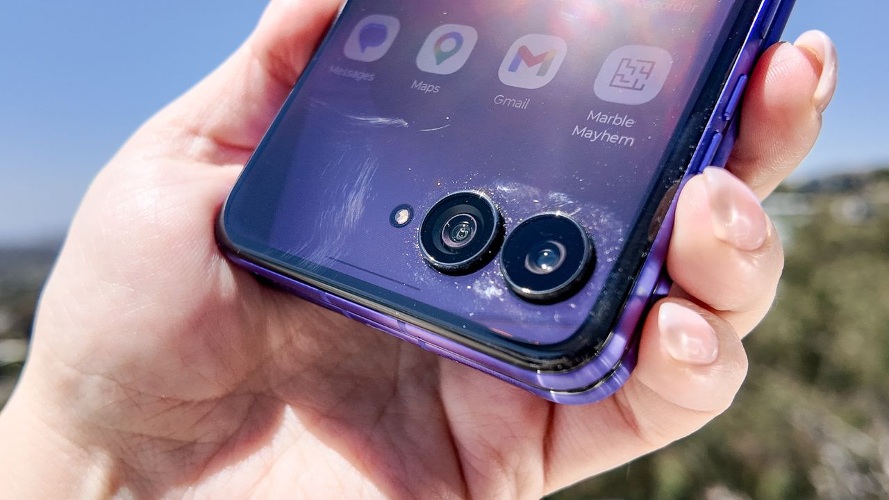 Motorola Razr Ultra 2026 hands-on.