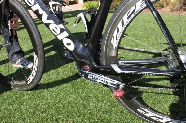 The S3 has massive tube junctions and uses Cerv&eacute;lo's SmartWall tubing reinforcement to build a frame stiff enough for ProTour sprinters.