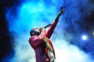 kanye-west-performing-flickr