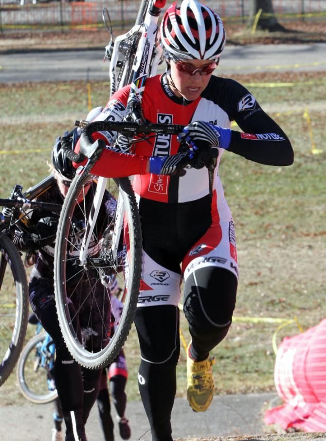 Amanda Carey (Stan&rsquo;s NoTubes Elite) follows right behind Emma White