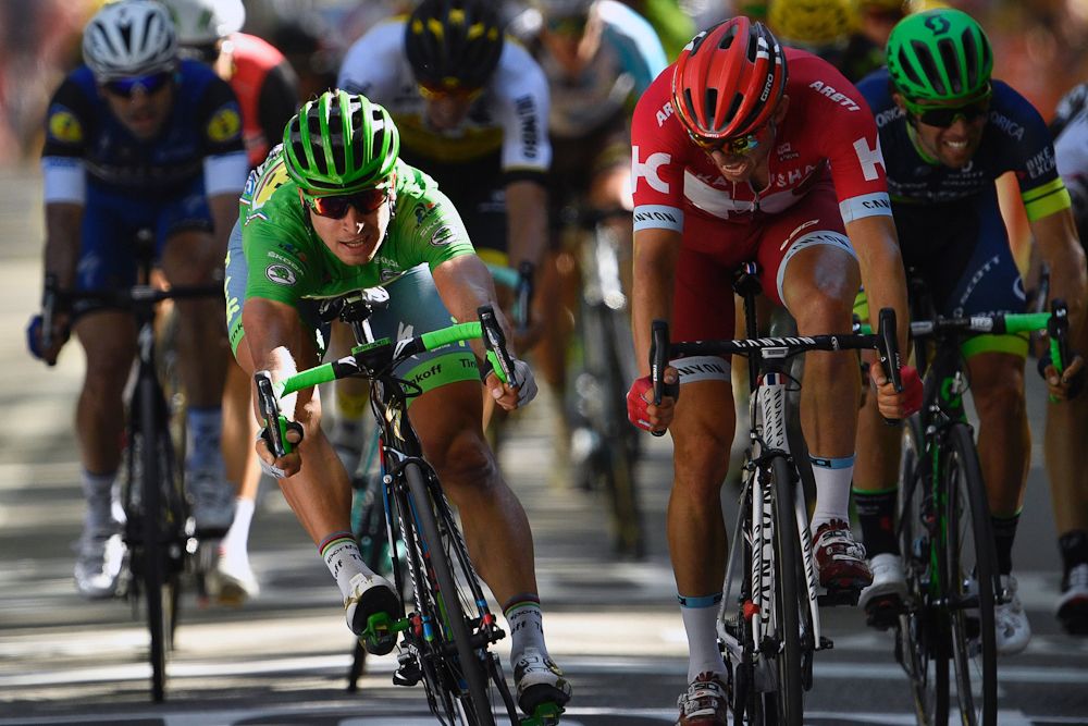 Peter Sagan edges out Alexander Kristoff to win stage 16 at the Tour de France
