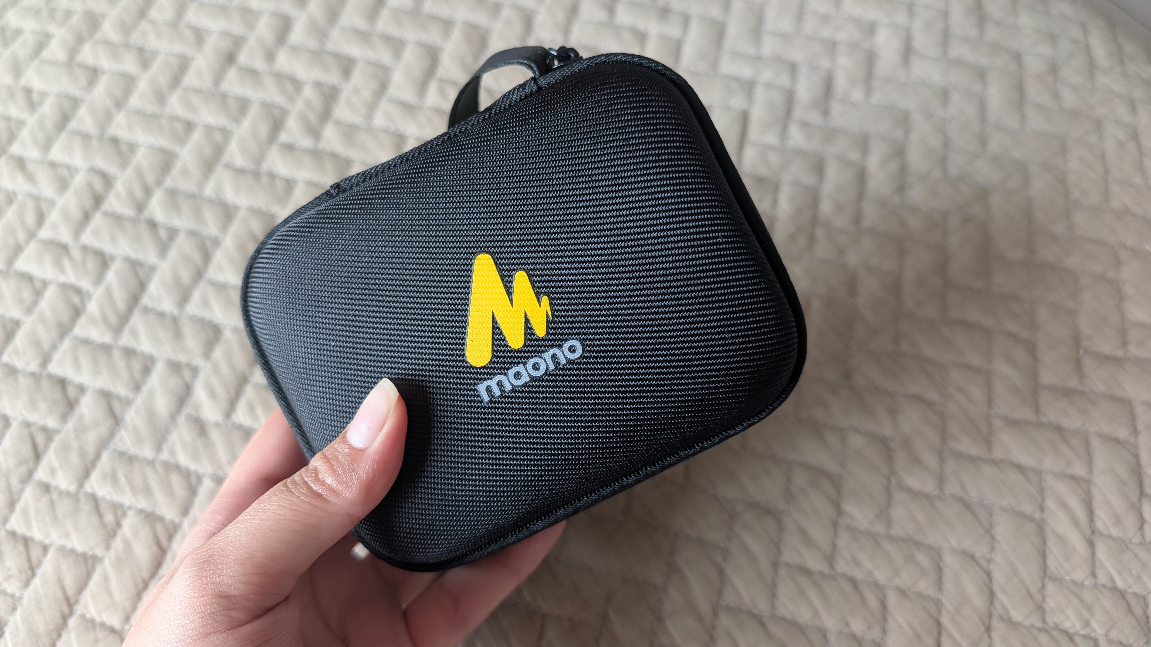 Maono T5 Wave combo kit Wireless Lavalier Microphone for iPhone/Android/Camera/PC