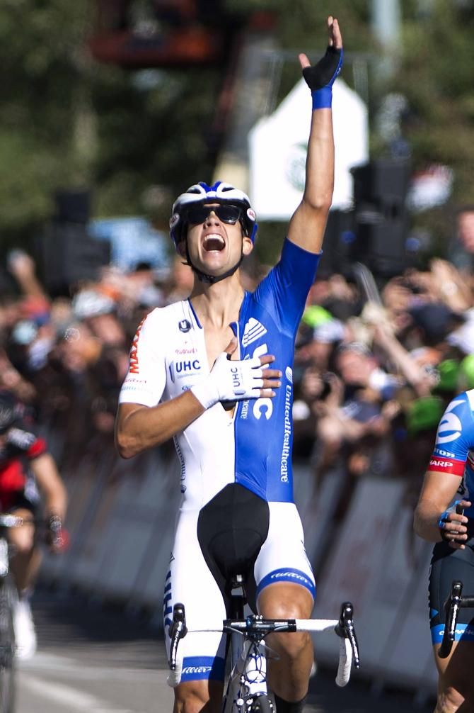 A arm salute by Kiel Reijnen (UnitedHealthcare) to signal victory