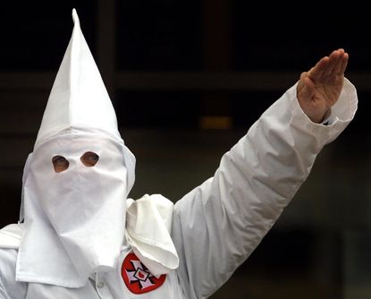 KKK hands out candy in South Carolina