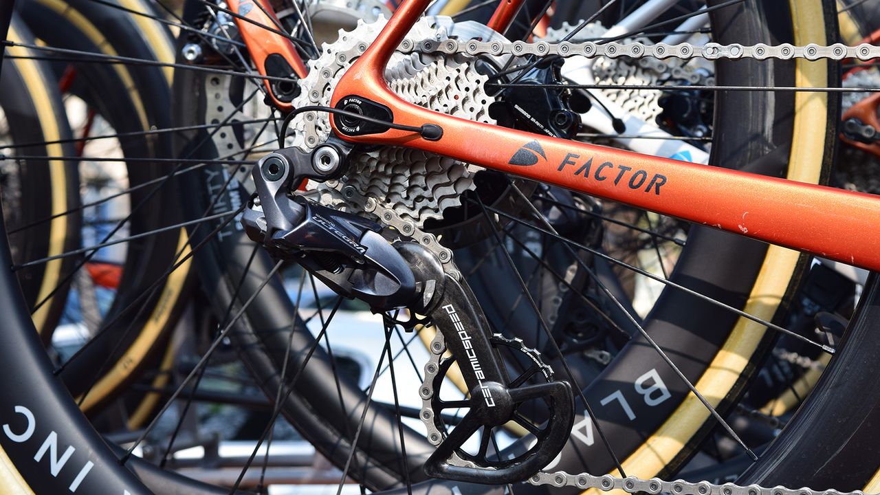 Like AG2R La Mondiale, Roompot Charles use CeramicSpeed OSPW system on the rear derailleurs