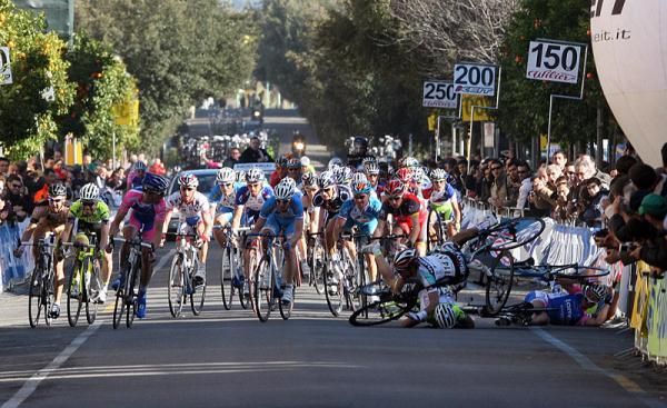 A crash took out four riders with 150 metres to go.