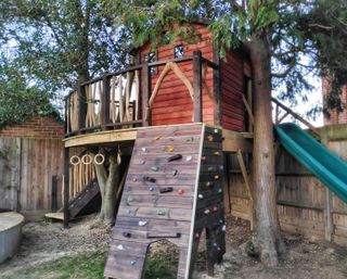 treehouse ideas: climbing wall treetop co