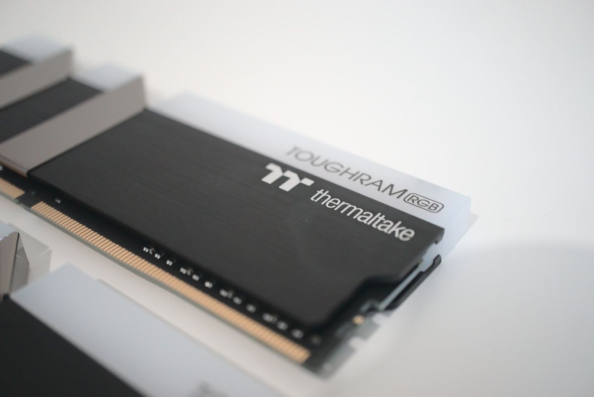 Thermaltake ToughRAM
