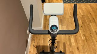 Renpho AI Smart Bike handlebars, phone/tablet stand and resistance dial