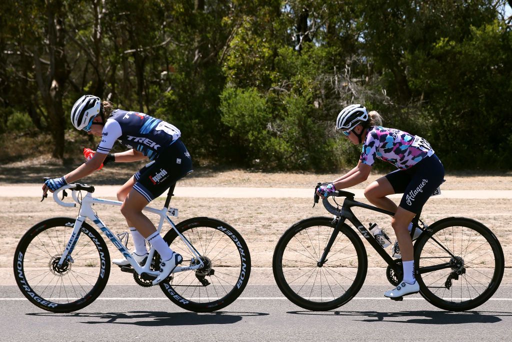 Trek-Segafredo&rsquo;s Tayler Wiles and Roxsolt-Attaquer&rsquo;s Emily Herfoss worked hard to catch the breakaway duo ahead of them