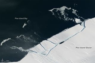 pine-island-glacier-iceberg-jan-2017