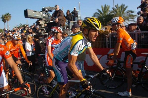 Lance Armstrong (Astana) ends his day at the Milano-Sanremo.