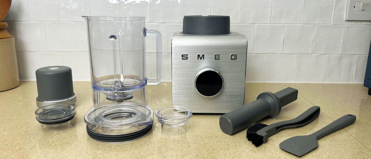 SMEG Professional High Performance Blender