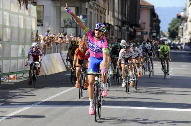 Filippo Pozzato (Lampre-Merida) wins