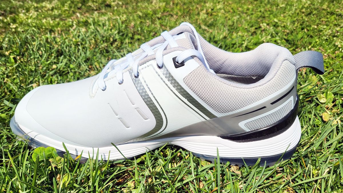 Sqairz Speed Shoe Review Golf Monthly