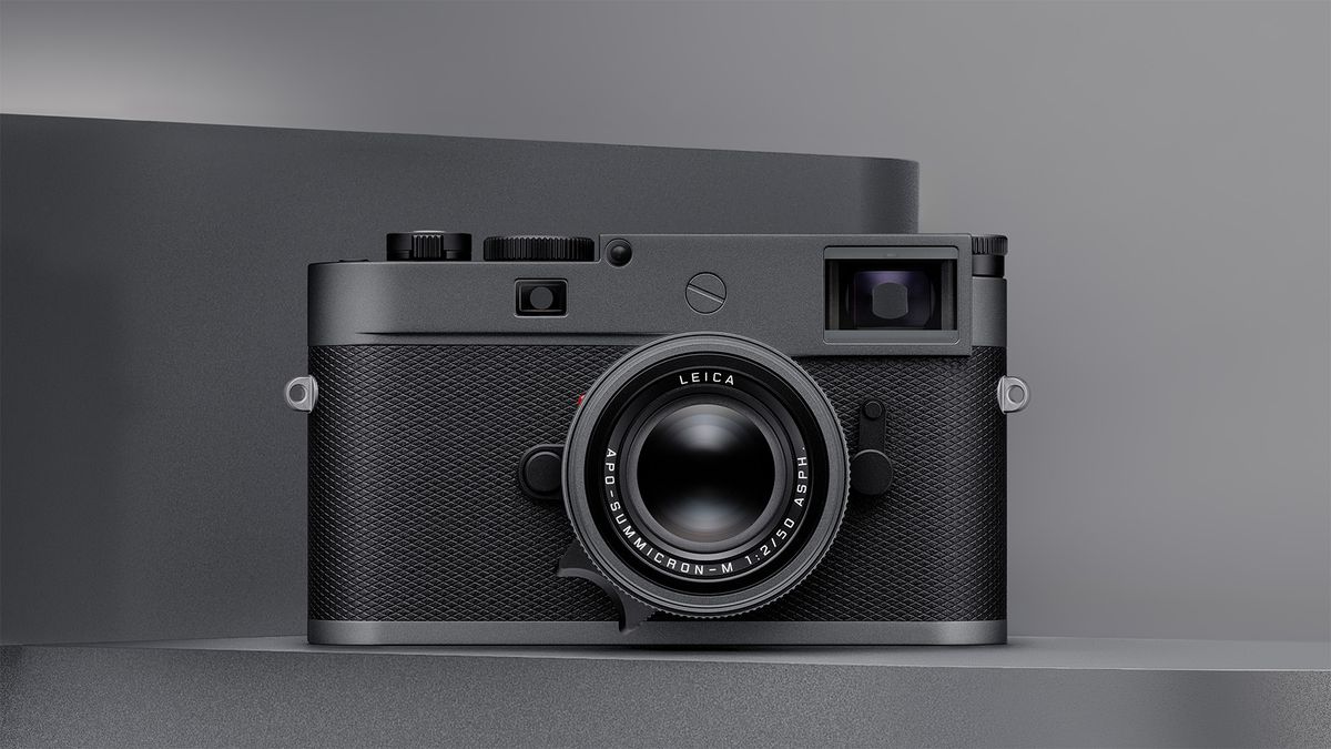 Leica M11-P Metallic Grey Finish product image