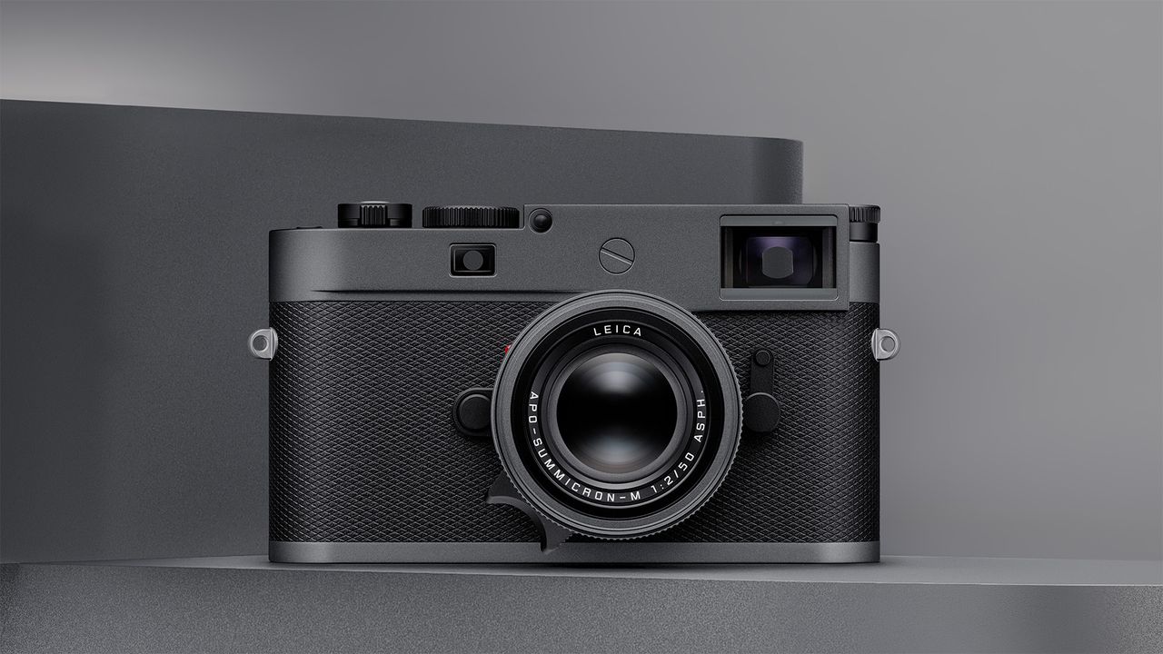 Leica M11-P Metallic Grey Finish product image