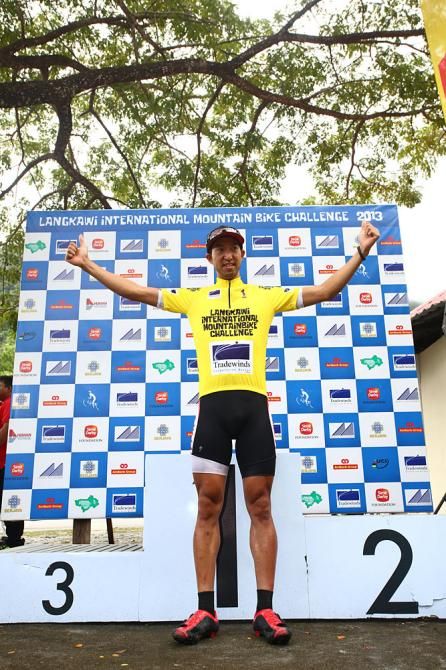 Men's race leader Kohei Yamamoto (Specialized)